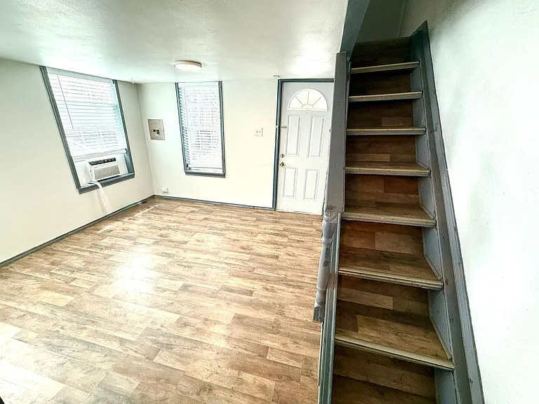 222 Army Blvd — Photo 5
