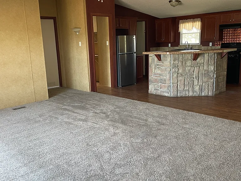 55 Morales Rd — Photo 4