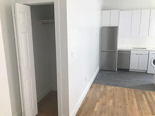 Rented by Blip LLC | media 7