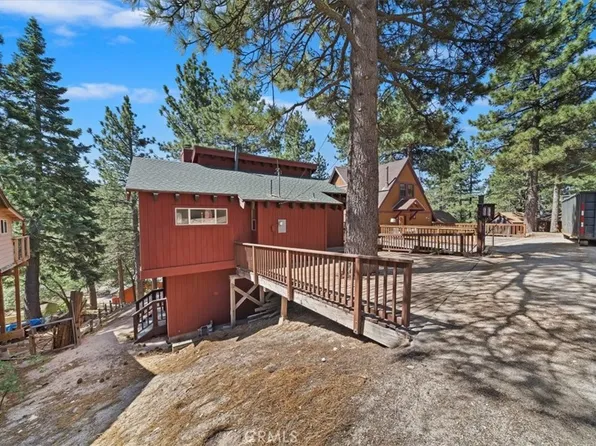 33211 Juniper Ln, Green Valley Lake, CA 92341