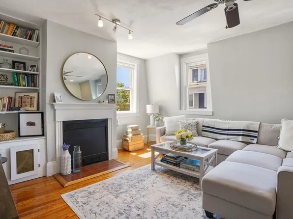79 Pearl St #3, Charlestown, MA 02129
