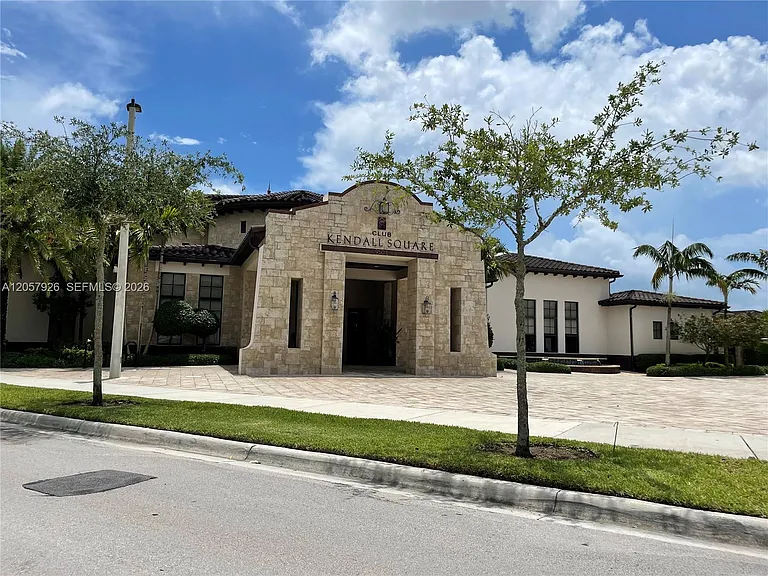 9341 SW 170th Psge #STUDIO — Photo 10
