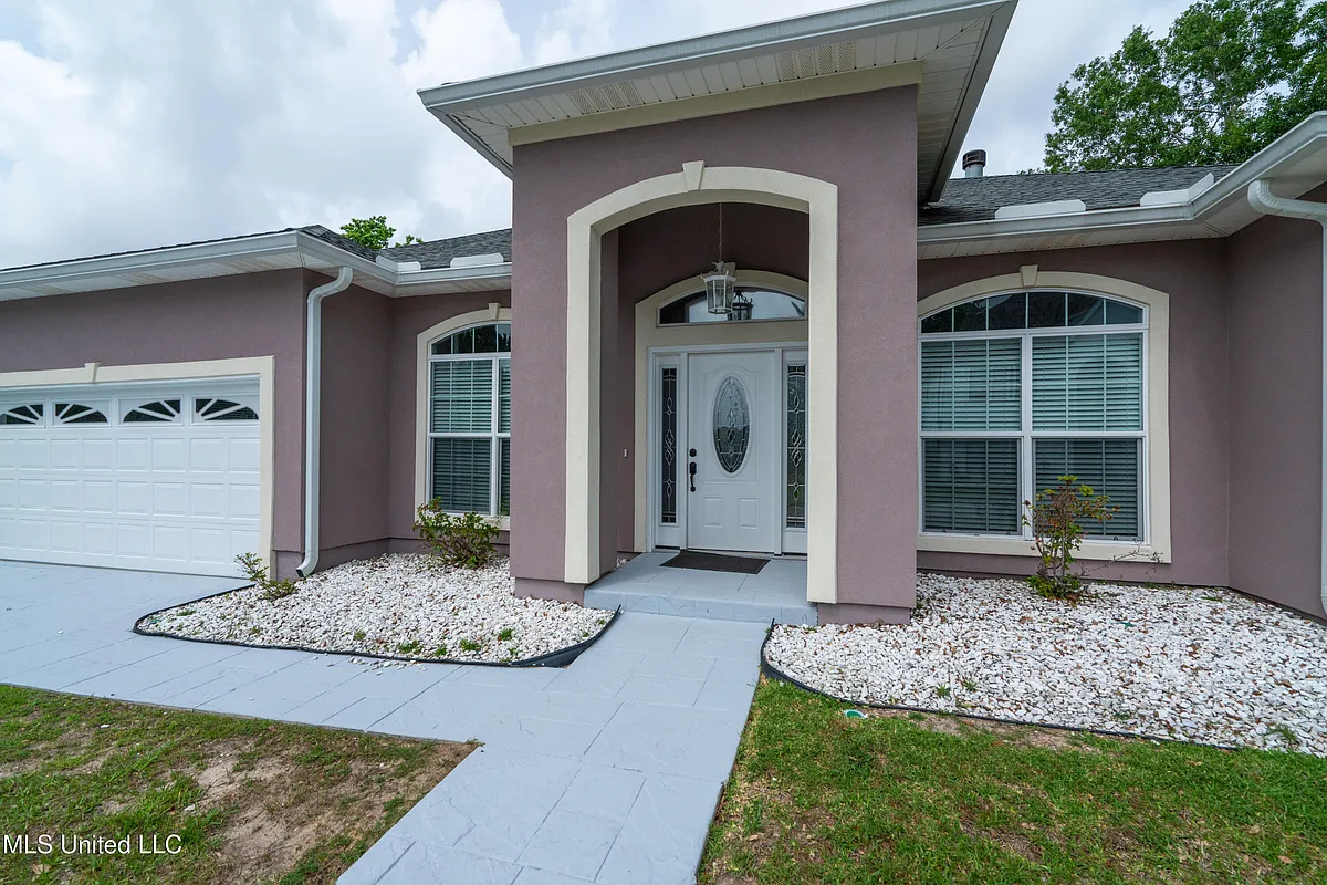 Building Photo - 24 Pelican Cove Ln