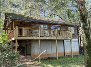 104 Byre Ln, Seneca, SC 29678