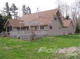 7452 Leonard Ave, Manistee, MI 49660