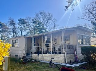 49 Holiday Dr, West Wareham, MA 02576