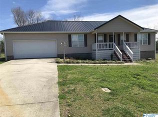 51 Gene Autry Dr, Albertville, AL 35951