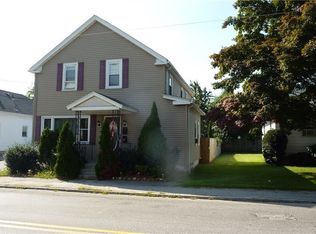 22 Randall St, Cranston, RI 02920