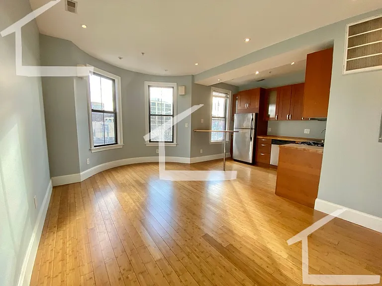9 Cortes St #3 — Photo 13