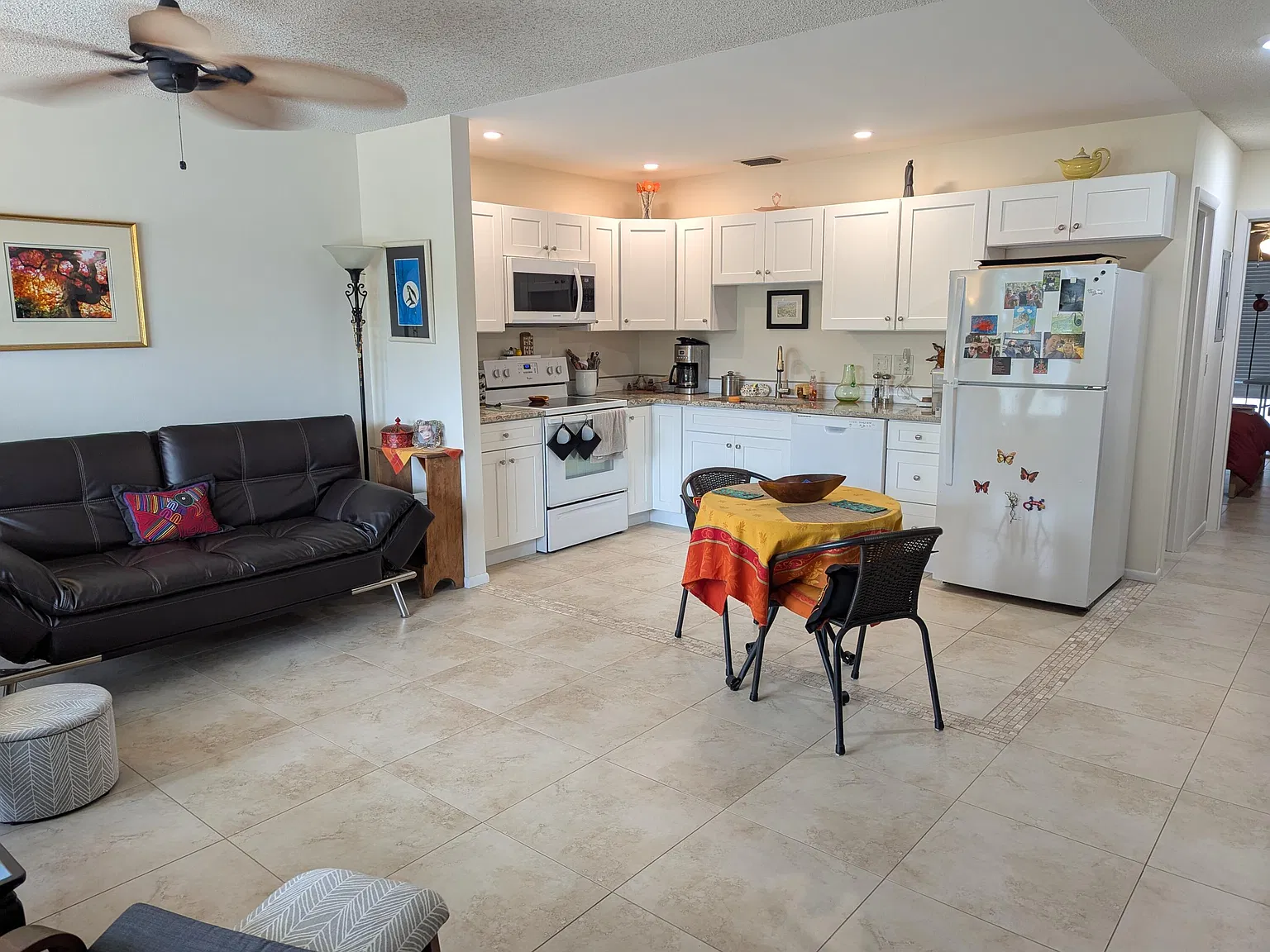1 bed, 1.5 bath, 695 sqft, $2,400 — Photo 2