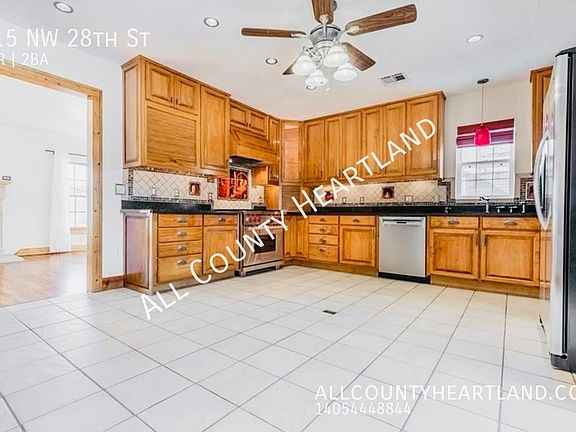 2nd image of 415 NW 28th St