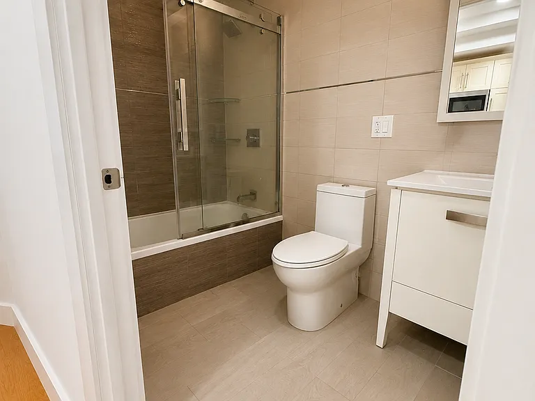 2111 5th Ave #1 — Photo 12