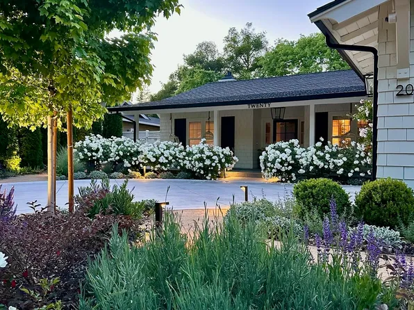 20 Olympic Oaks Dr, Lafayette, CA 94549