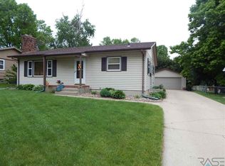 705 S Annway Dr, Sioux Falls, SD 57103