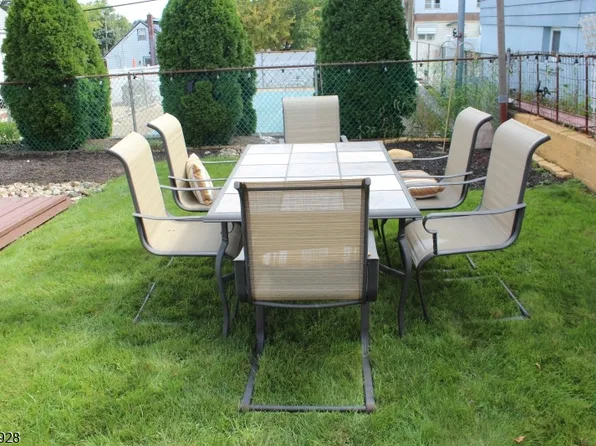 289-291 Sherwood Ave, Paterson City, NJ 07502