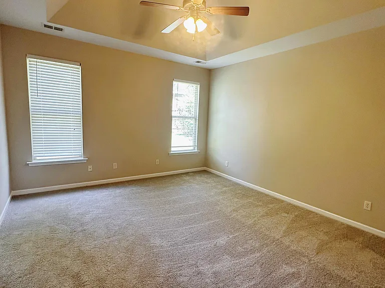 1232 Glenstone Pl — Photo 3