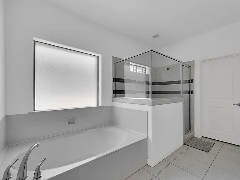 612 E Thornhill Ave — Photo 19