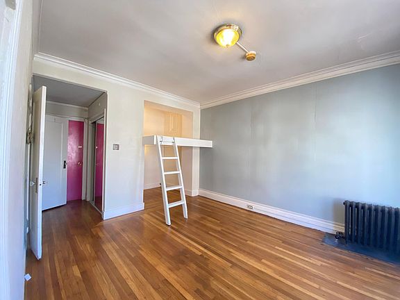 5th image of 360 Hyde St #403