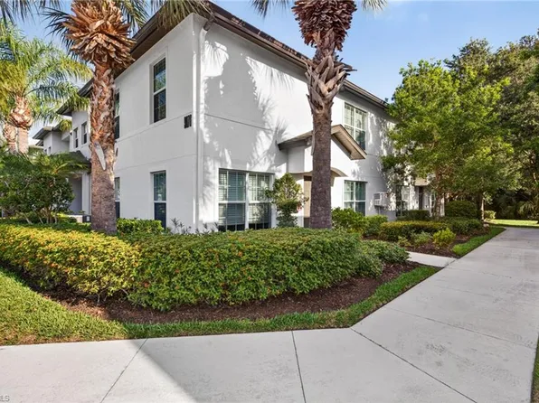 9076 Gervais CIR #410, NAPLES, FL 34120