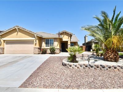 15159 Strawberry Ln, Adelanto, CA, 92301