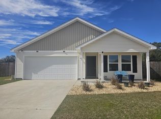 103 Cora Rd, Defuniak Springs, FL 32433