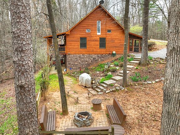 4th image of 111 Roaring Creek Dr