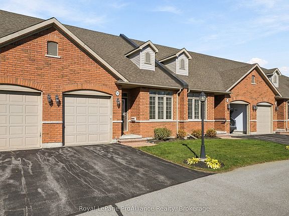 3rd image of 56-194 Haig Rd #56