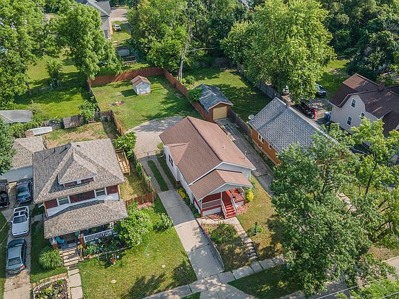 5th image of 52 Kingman Ave W