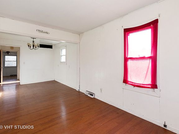 2nd image of 2207 Wright Ave