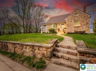 623 E Hamilton St, Allentown, PA 18109