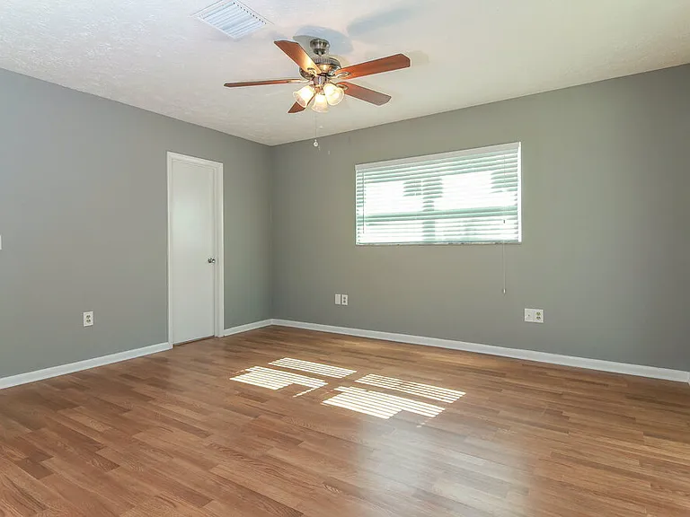1199 Kinglet Ter — Photo 10