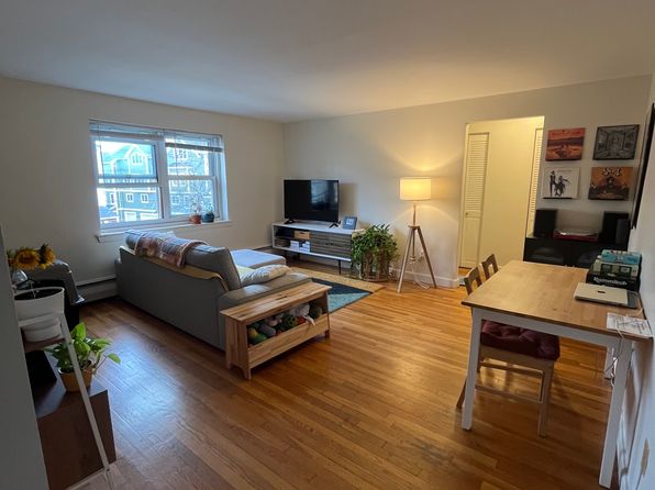 79 Chestnut St APT 4