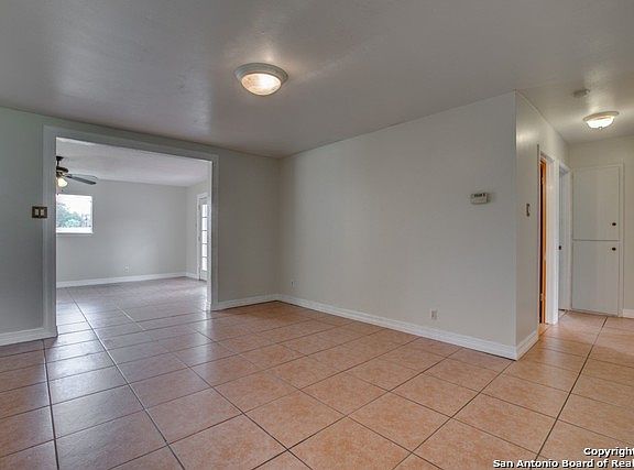 4th image of 10615 Wayward Dr