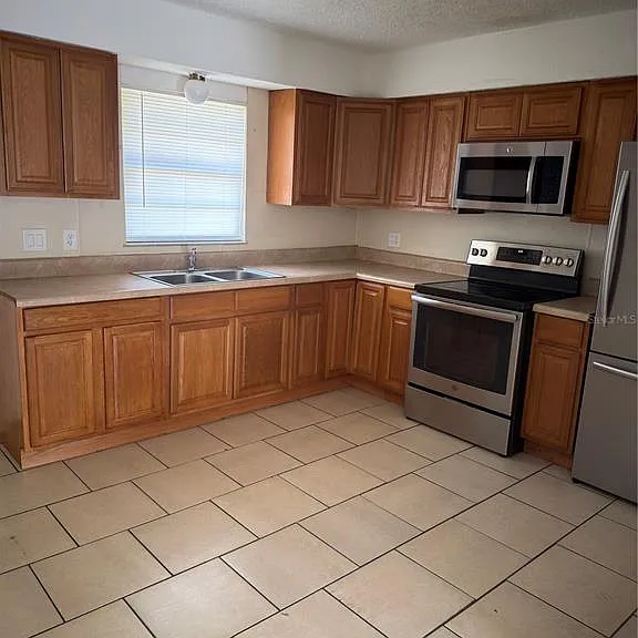 2463 Chestnut Woods Dr — Photo 4