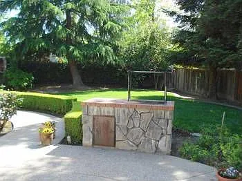 327 Brittany Pl photo 1