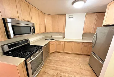 Rented by Manhattan Realty Group