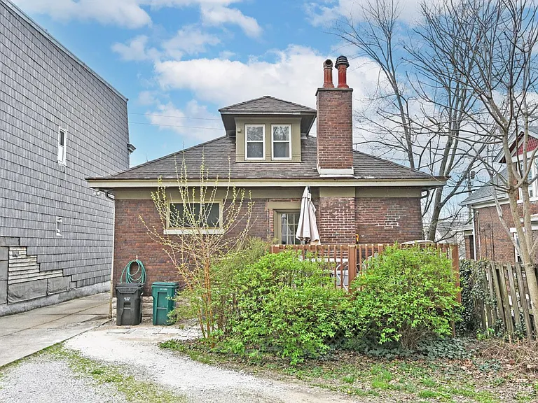336 Warner St — Photo 25