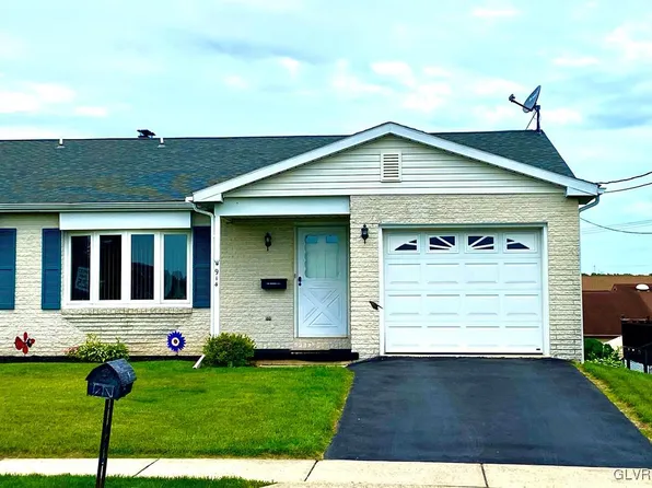 914 Oak St, Coplay, PA 18037