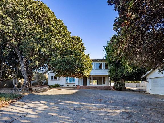 3rd image of 163 La Costa Ave