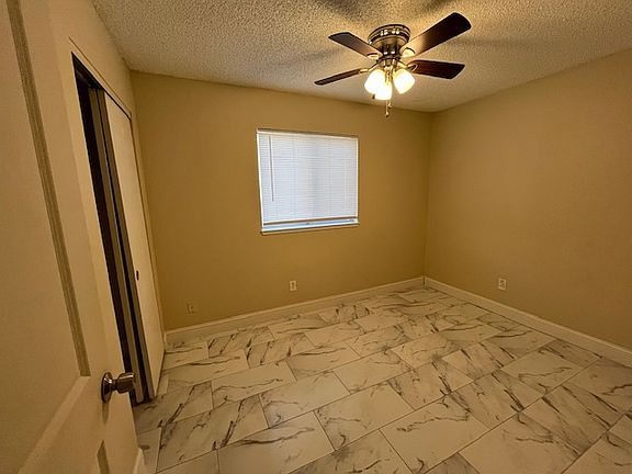 3rd image of 15102 Ryhiner Ln