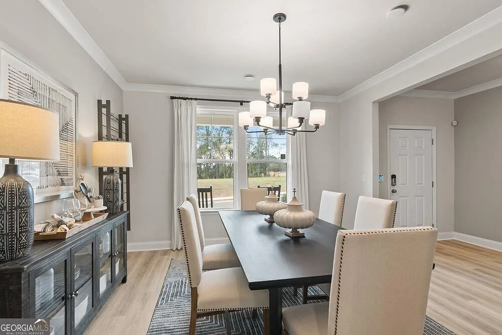 5 bed, 4.0 bath, 3236 sqft, $3,500 — Photo 2
