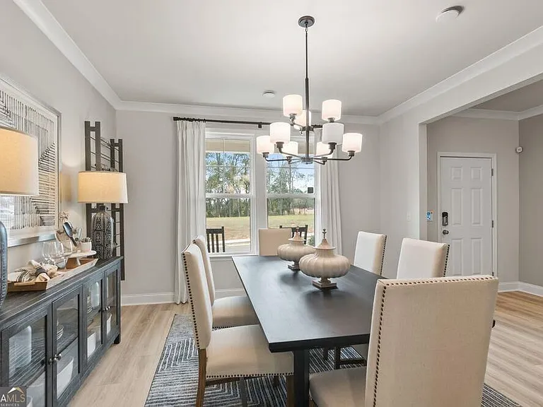 5015 Kennison Way — Photo 2
