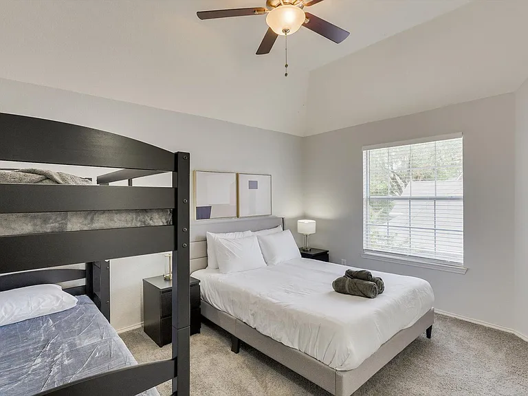 1248 Wildflower Ln — Photo 37