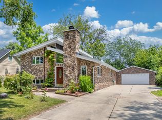 1649 Larry Ln, Glendale Heights, IL 60139