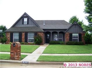 8707 N 127th East Ave, Owasso, OK 74055