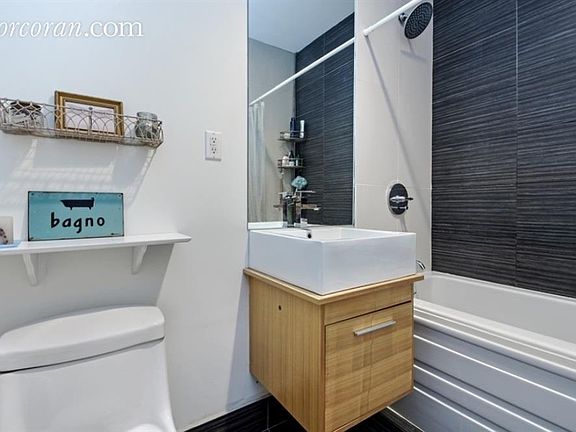 5th image of 146 Clifton Pl APT 2A