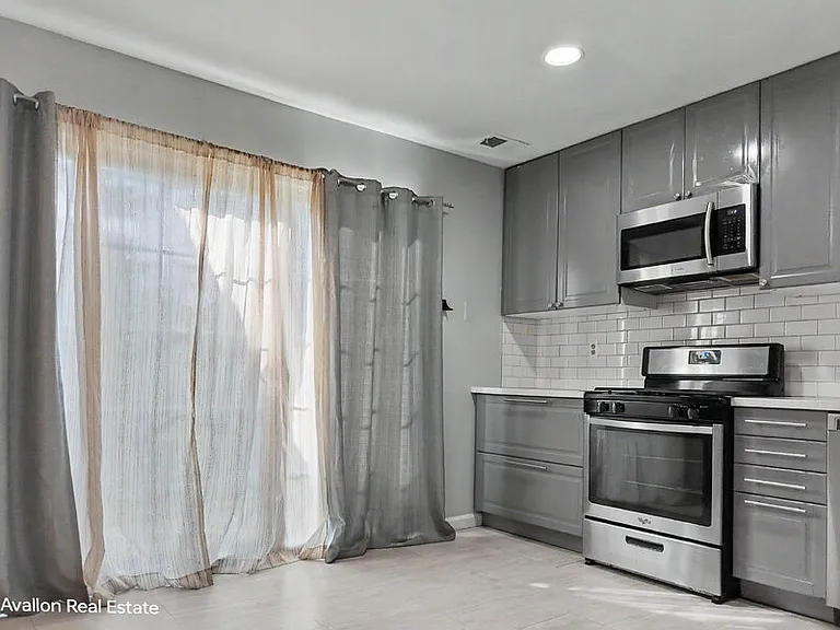 102 Appletree Ct — Photo 10