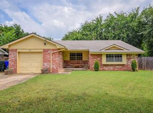 1521 Lakecrest Dr, Norman, OK 73071