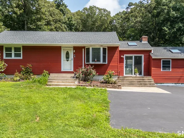 59 Wawecus Hill Road, Norwich, CT 06360