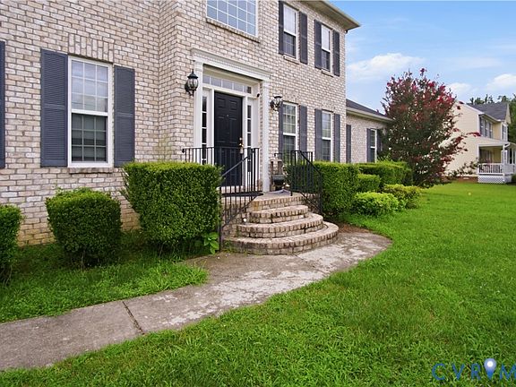 5th image of 936 Gustavo Ln